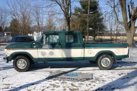 1979_CREW_CAB_007.jpg 1979_CREW_CAB_007.jpg