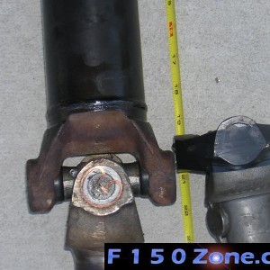 Standard and New U-Joint Comaro