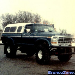79 F250 with 44's